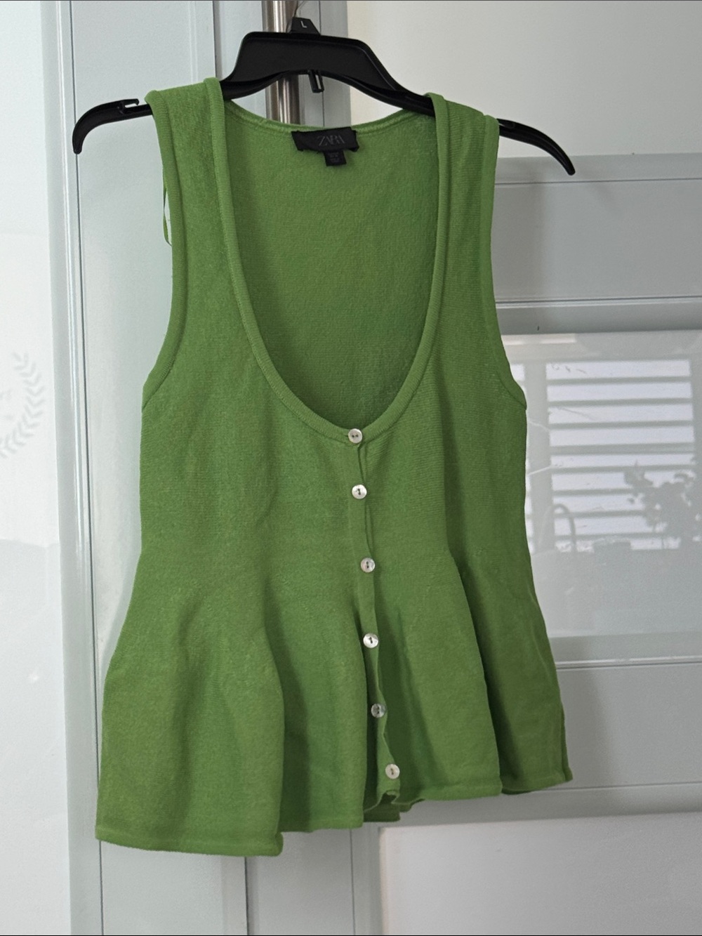 Zara Lime Green Button-Front Peplum Tank